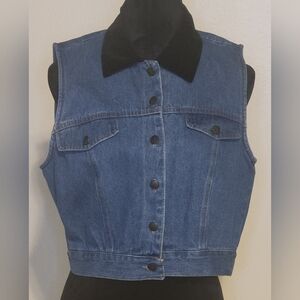 VB Exclusive Denim Vest with Black Collar